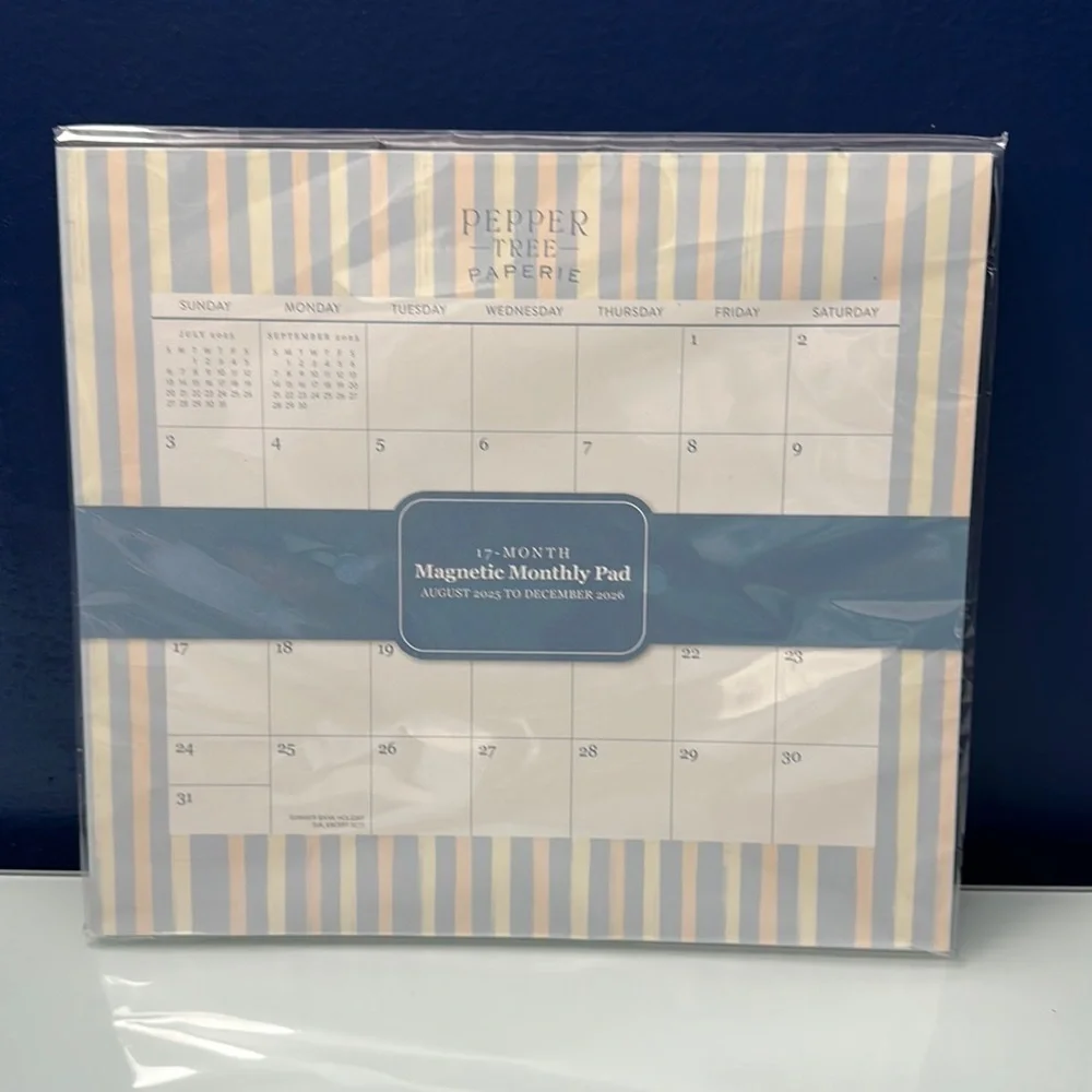 NWT Pepper Tree Paperie 17-Month Magnetic Calendar